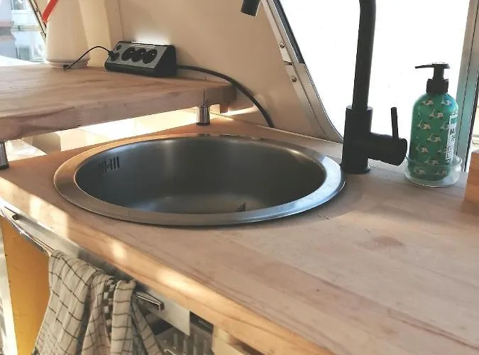 Bateau-hôtel Esprit Péniche *